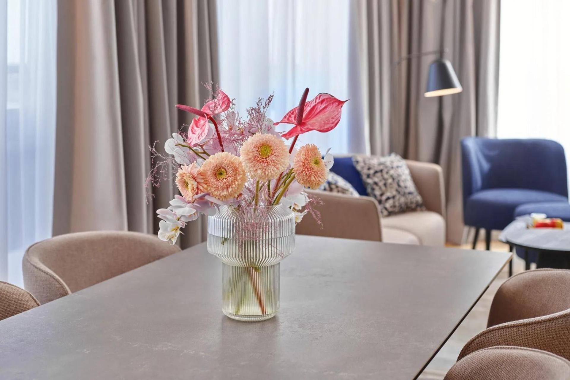 Maistra City Vibes Hotel International Zagreb Bagian luar foto